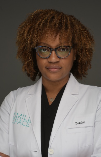 Dr. Chloe Andrews